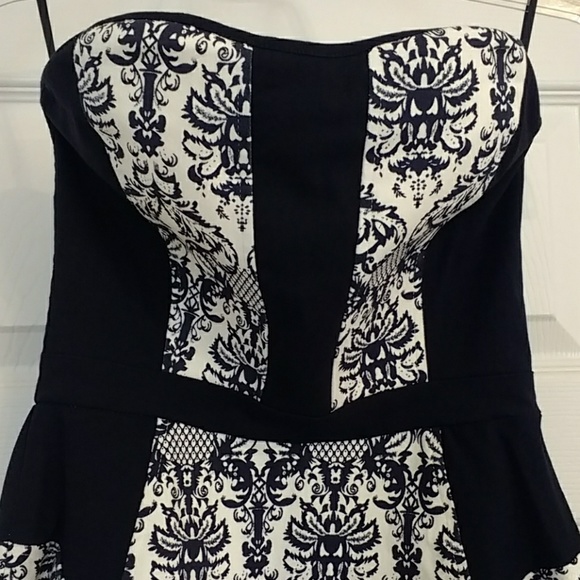 fab'rik Dresses & Skirts - Fab'rik Strapless Black & White Dress